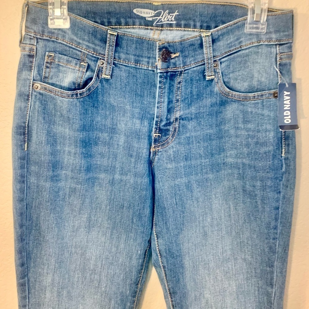NWT Old Navy Jeans Size 4 The Flirt Blue Denim Cotton Spandex Bootcut Faded Wash - Picture 2 of 16